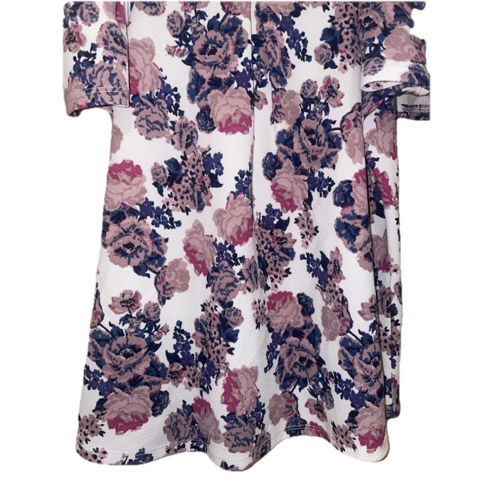 Ultra Flirt Womens Floral Cold Shoulder Ruffle Top Purple Pink Small 3D464 - Picture 11 of 13